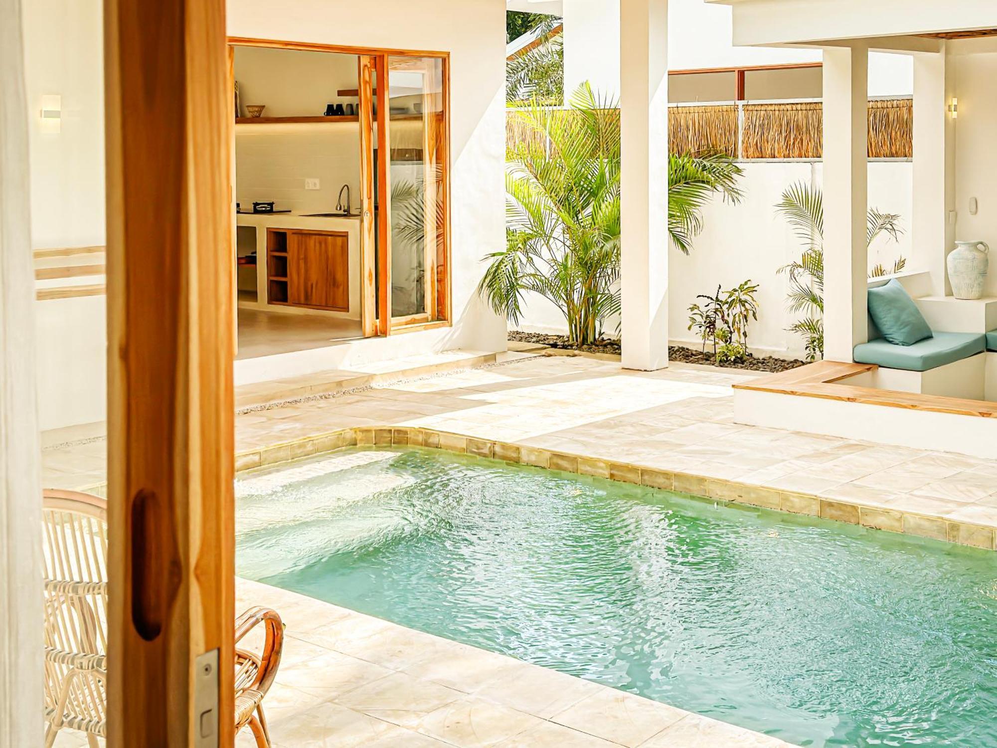 Private Pool Retreat Namu Two-bedroom 5unit Apartment